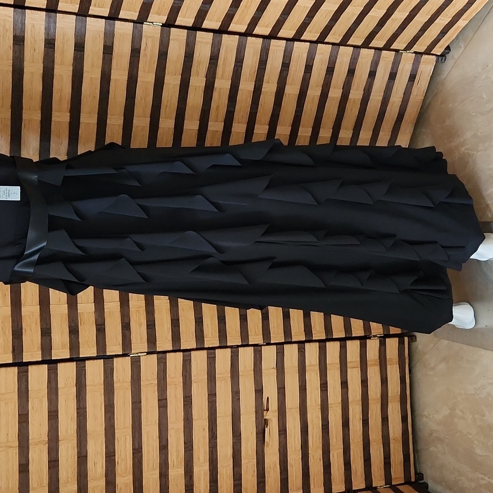 NWT!! Cache formal ruffled dress - Picture 4 of 16